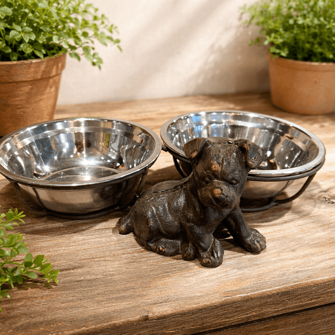 Hovedbilde Hundeskåler med hundefigur i støpejern