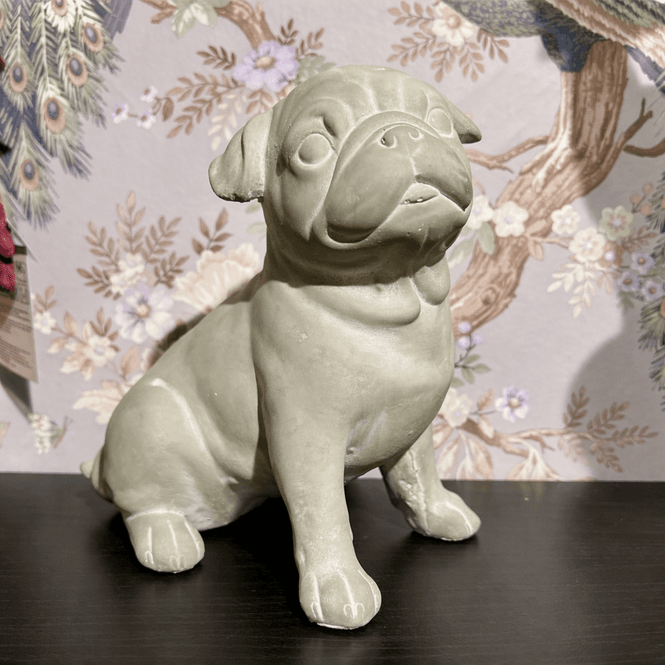 Hovedbilde Mops figur i betong 